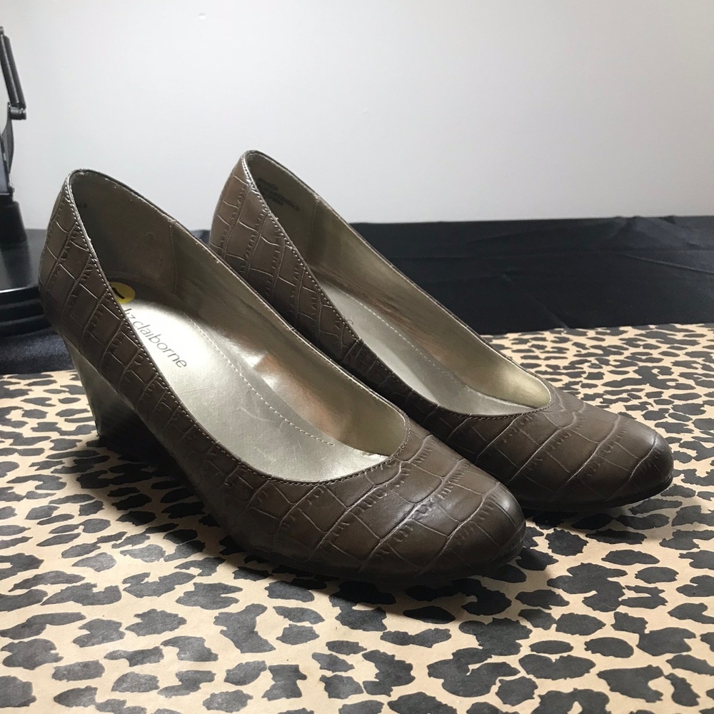 Liz Claiborne Wedge Heels